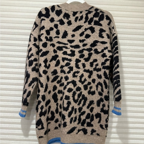 Leopard Print Cardigan - Picture 3 of 10